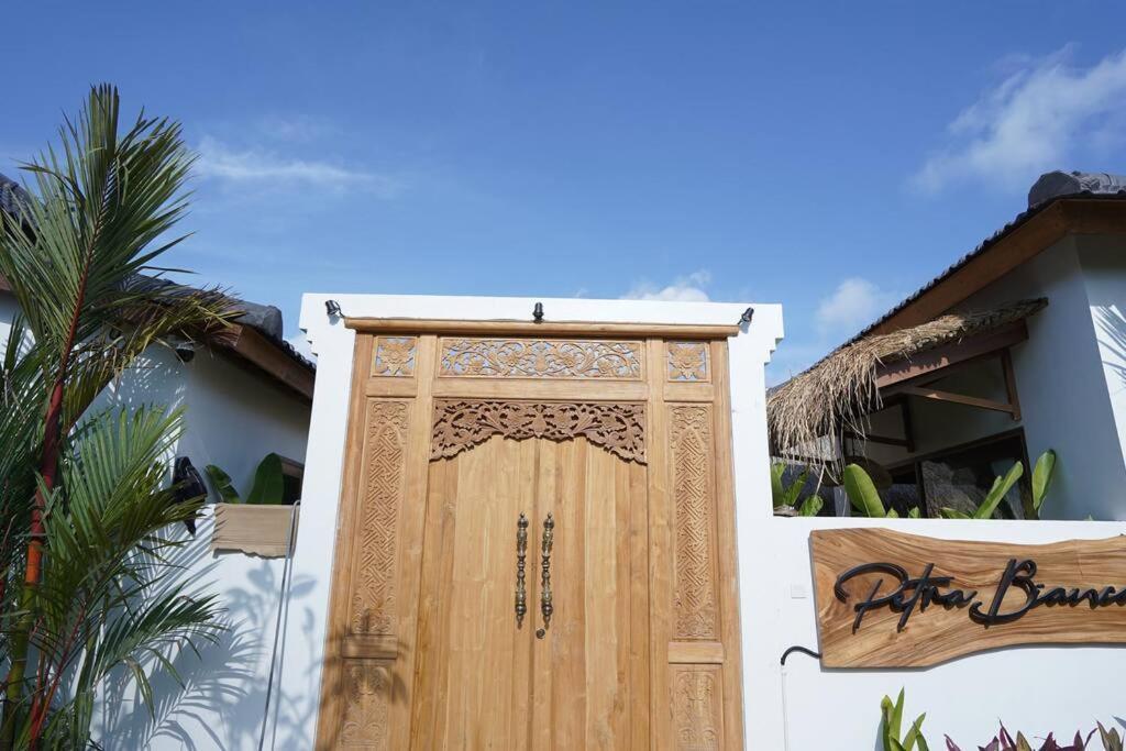 Petra Bianca Uluwatu Hotel Exterior foto
